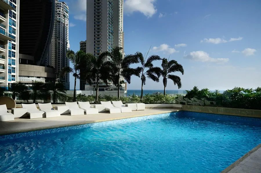 Alquiler de apartamento semi amoblado en Punta Pacifica, Panamá