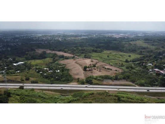 Venta de terreno en Corredor Norte, Panamá