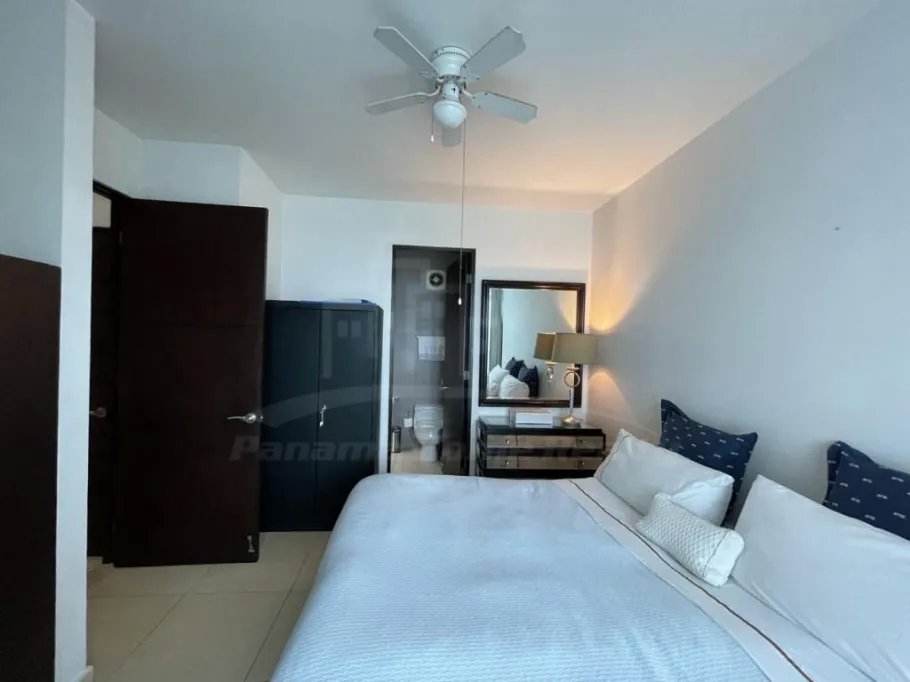 Apartamento en alquiler en Avenida Balboa