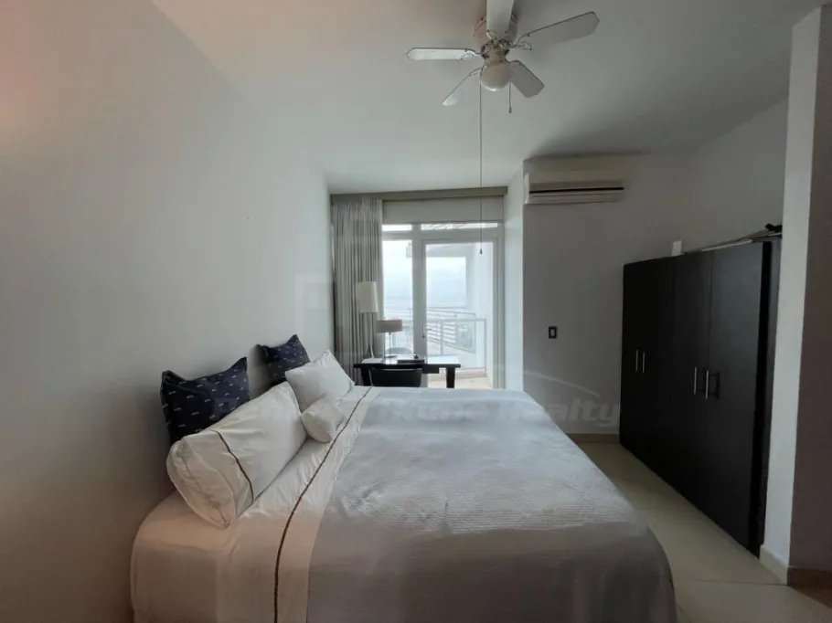 Apartamento en alquiler en Avenida Balboa