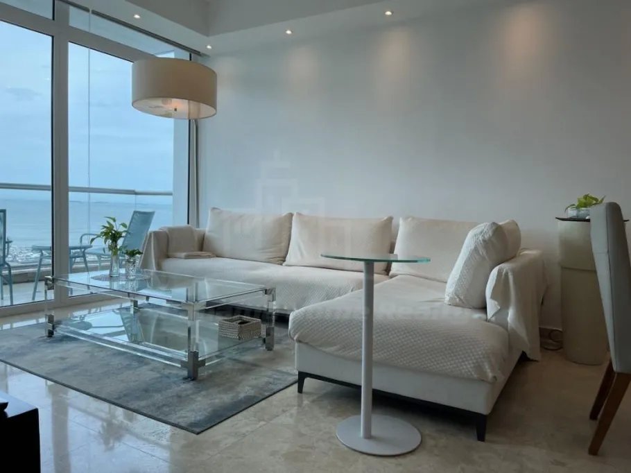 Apartamento en alquiler en Avenida Balboa