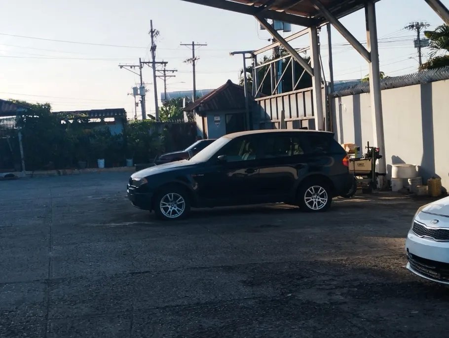 Se vende bodega en El Crisol, José Domingo Espinar