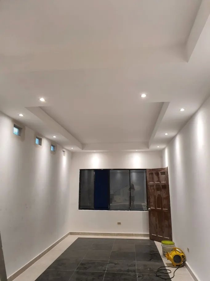 Se vende bodega en El Crisol, José Domingo Espinar