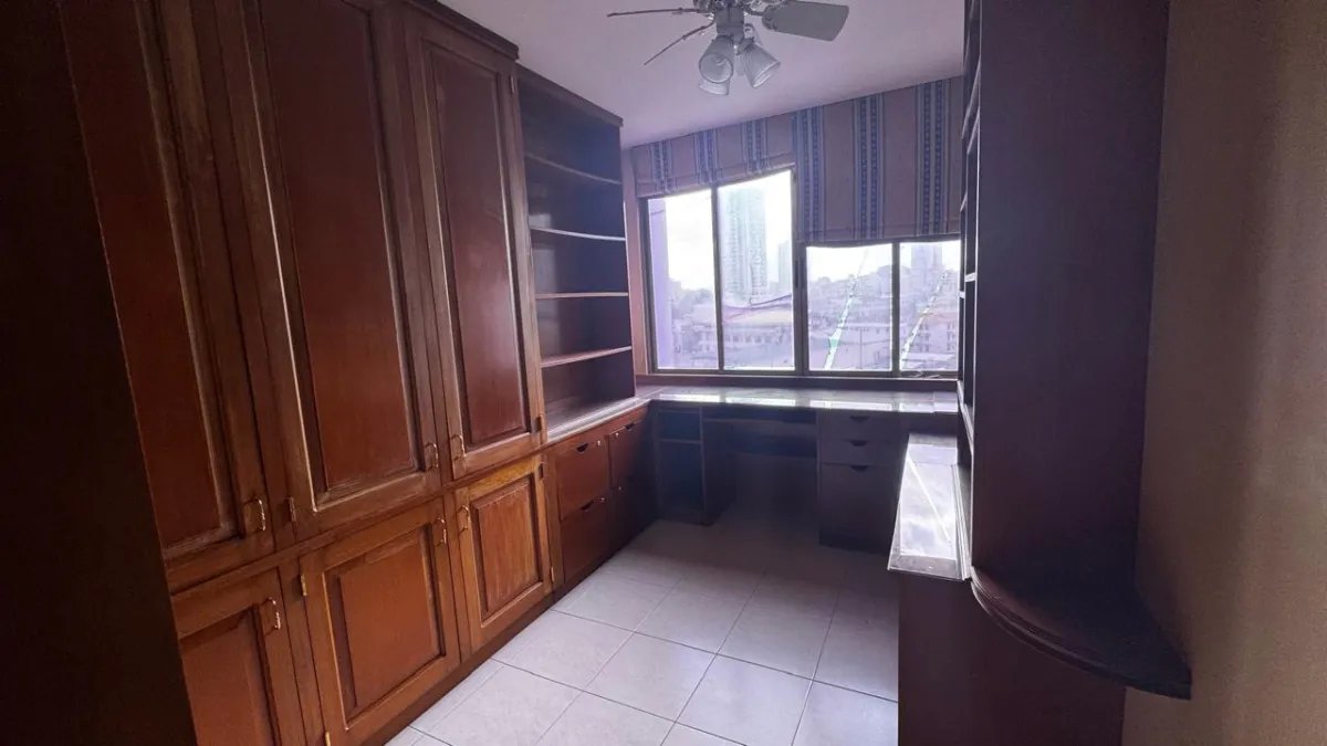 Apartment For Sale in Bella Vista