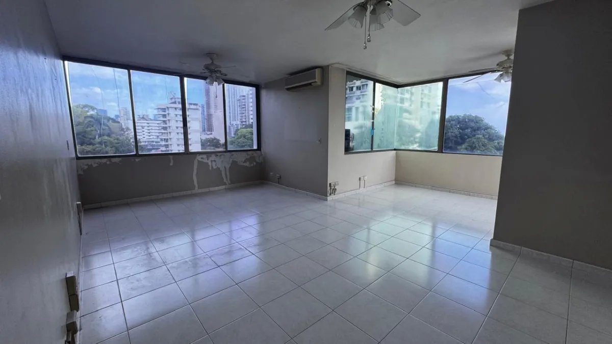 Apartment For Sale in Bella Vista