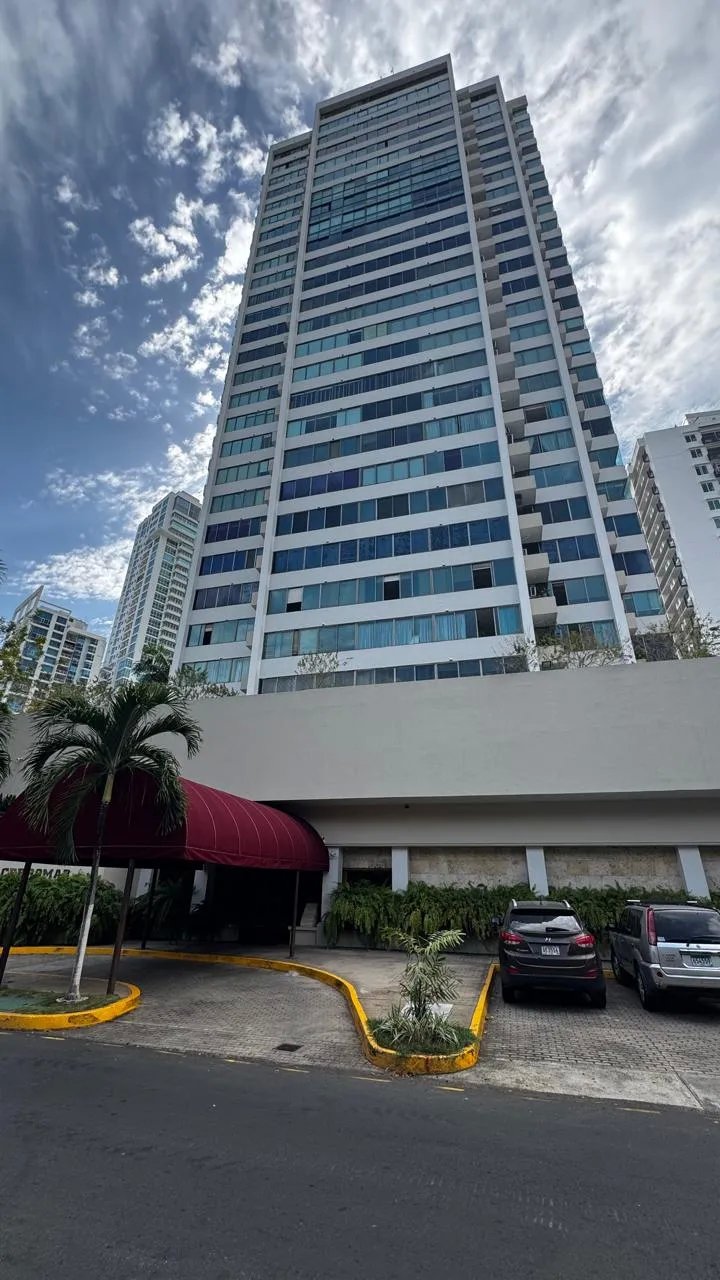 Apartment For Sale in Bella Vista