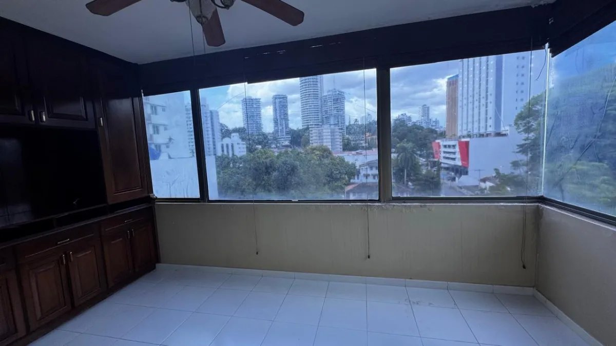 Apartment For Sale in Bella Vista