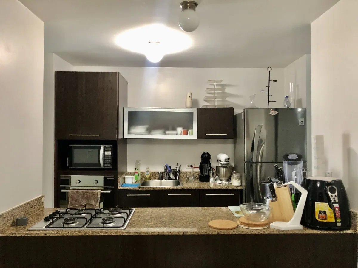 Se vende apartamento amoblado en Costa del Este, Panamá
