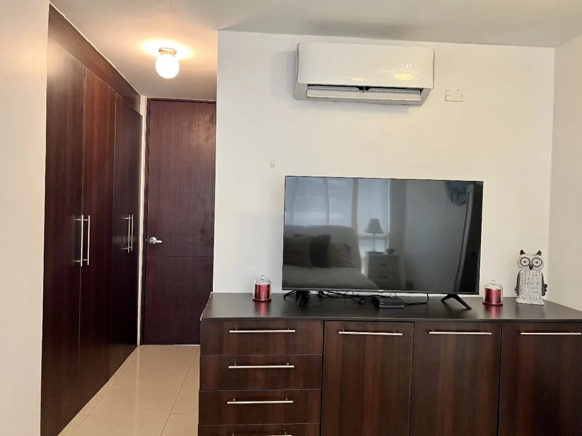Se vende apartamento amoblado en Costa del Este, Panamá