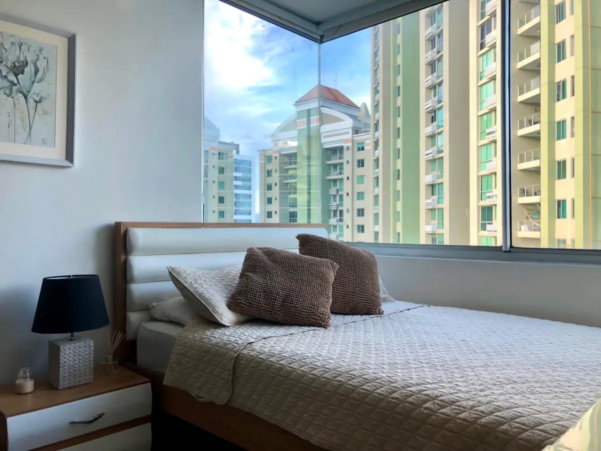 Se vende apartamento amoblado en Costa del Este, Panamá