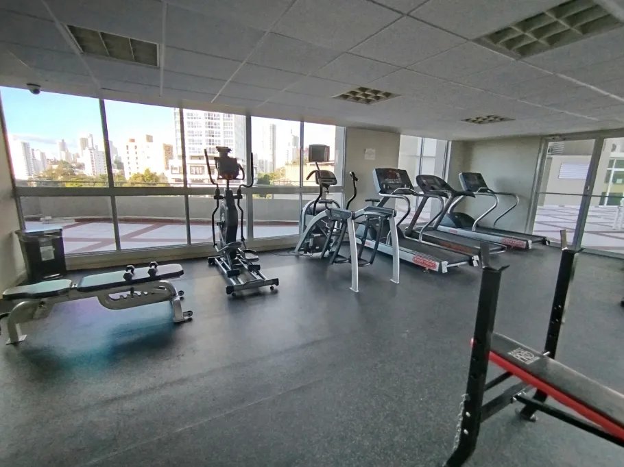 Apartamento en venta cerca de Parque Omar, Panamá