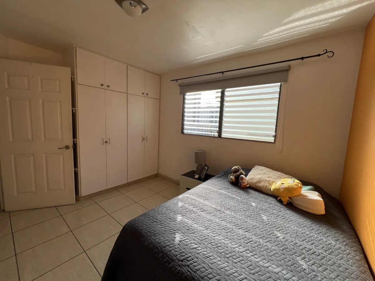 Apartment For Sale in Parque Lefevre
