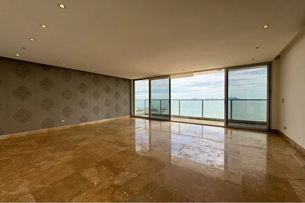 Venta de apartamento con vista al mar en Punta Pacifica, Panamá