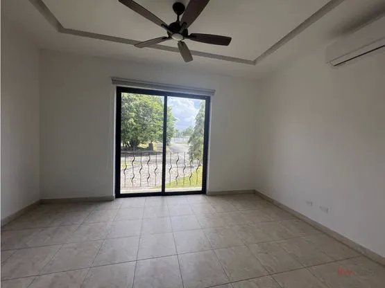 Venta de casa en Costa del Este, Panamá