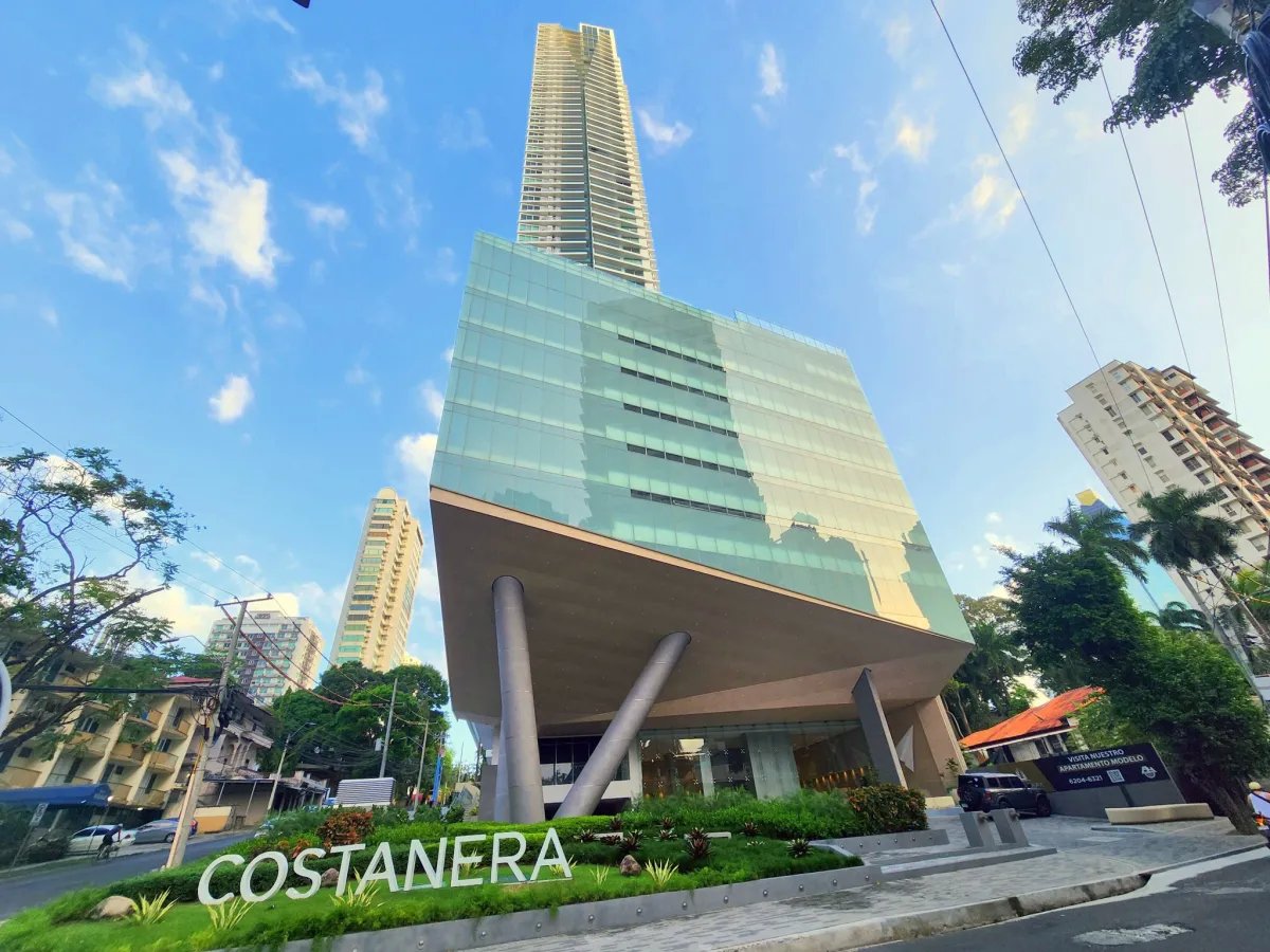 Apartment For Sale in PH. COSTANERA Torre 100, Bella Vista