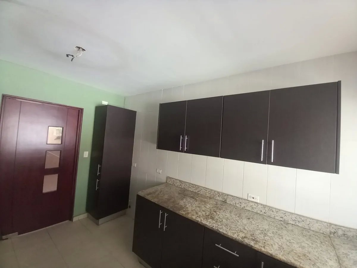 Venta de casa reposeída en Villas del Golf, Villa Lucre, Panamá