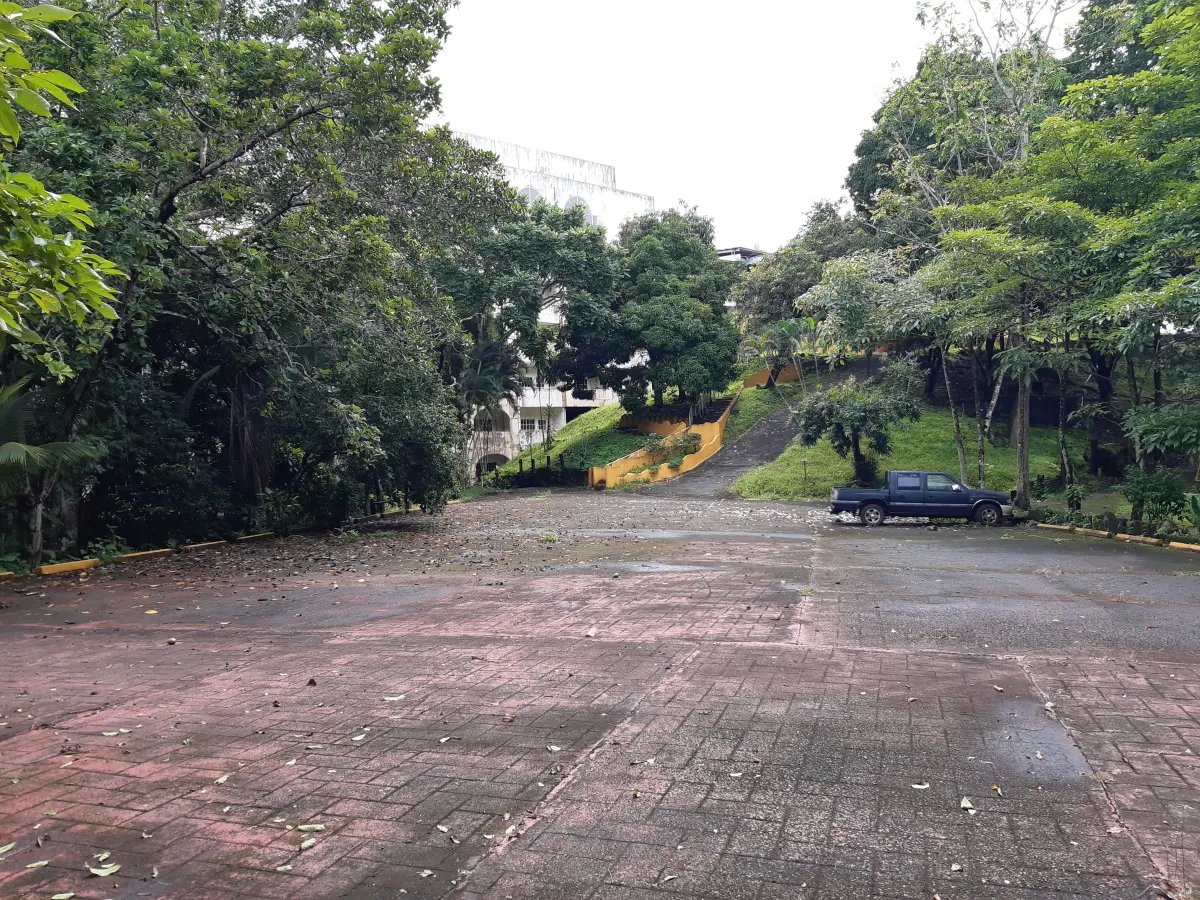 Terreno en venta en Las Cumbres, Panamá