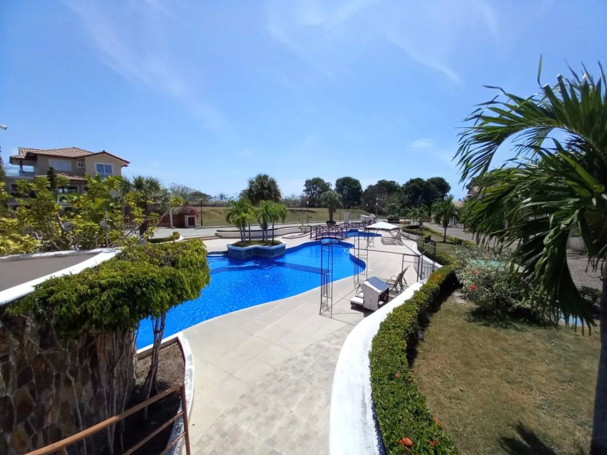 Venta de casa en Fontanela del Mar, San Carlos