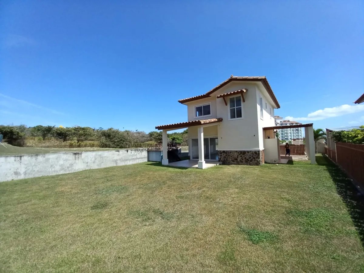 Venta de casa en Fontanela del Mar, San Carlos
