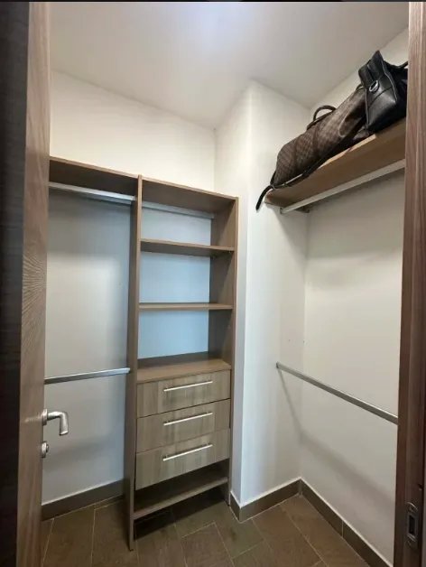 Venta de apartamento en Avenida Balboa, Panamá
