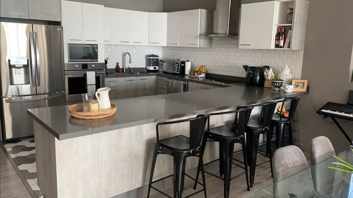 Venta de apartamento amoblado en Avenida Balboa, Panamá