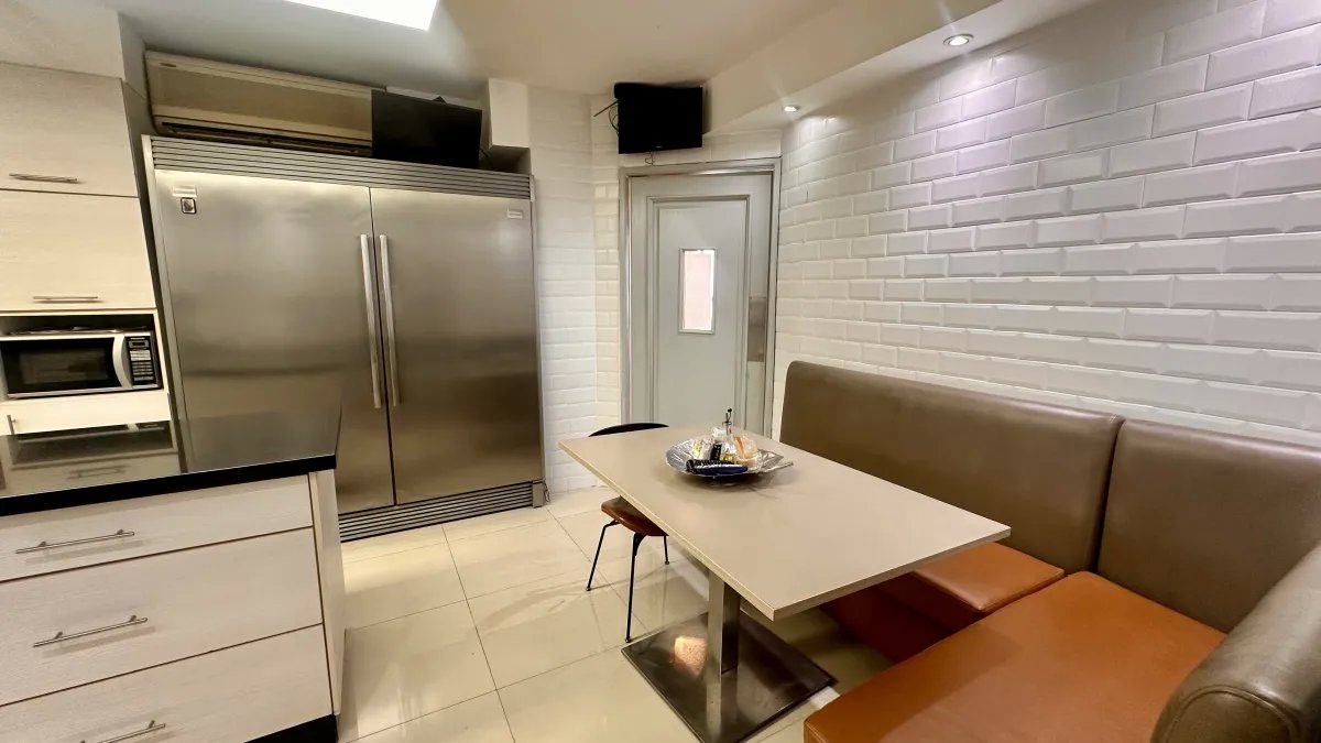 Se vende apartamento en Avenida Balboa, Panamá
