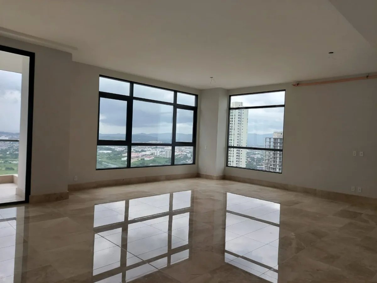 Apartment For Sale in Santa Maria