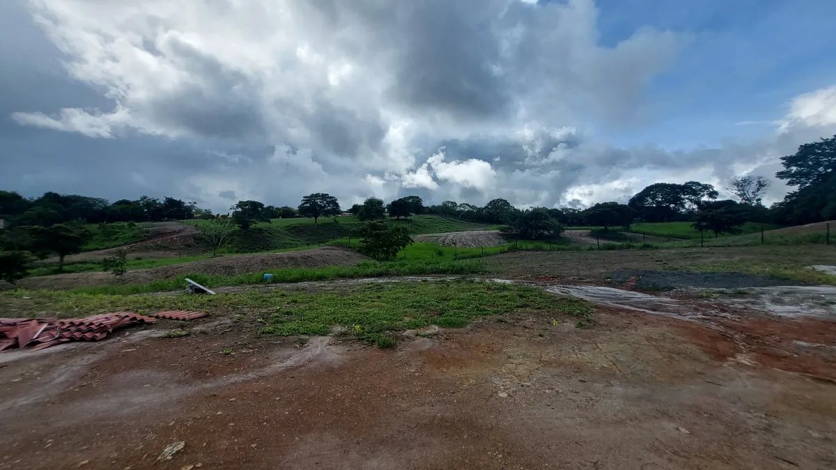 Se vende terreno en proyecto residencial en Las Lajas, Chame
