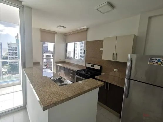 Venta de apartamento amoblado en Coco del Mar