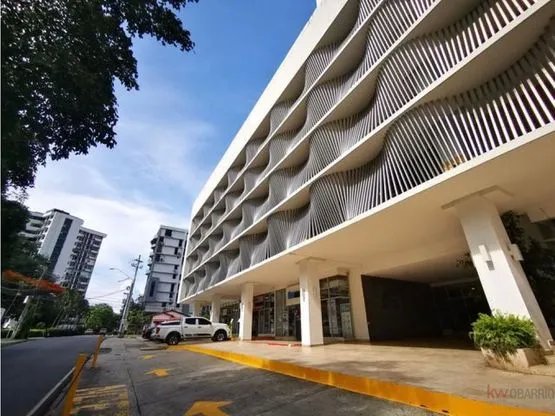 Venta de apartamento amoblado en Coco del Mar