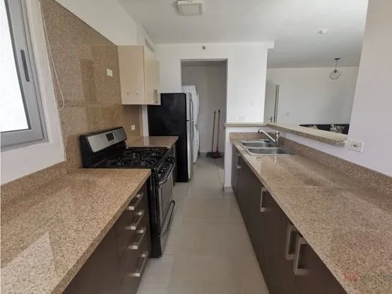 Venta de apartamento amoblado en Coco del Mar