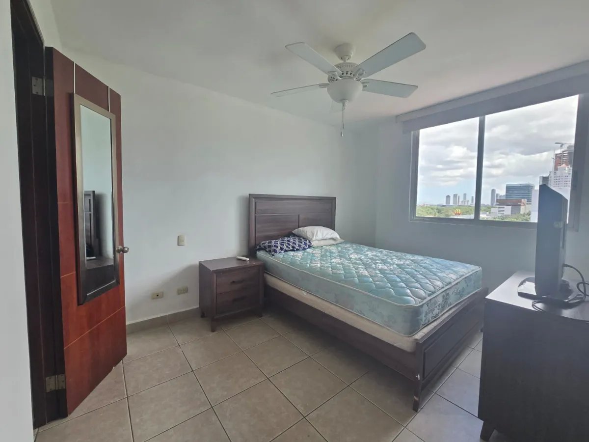 Venta de hermoso apartamento en P.H. Green Bay en Costa Del Este ( B/ ...