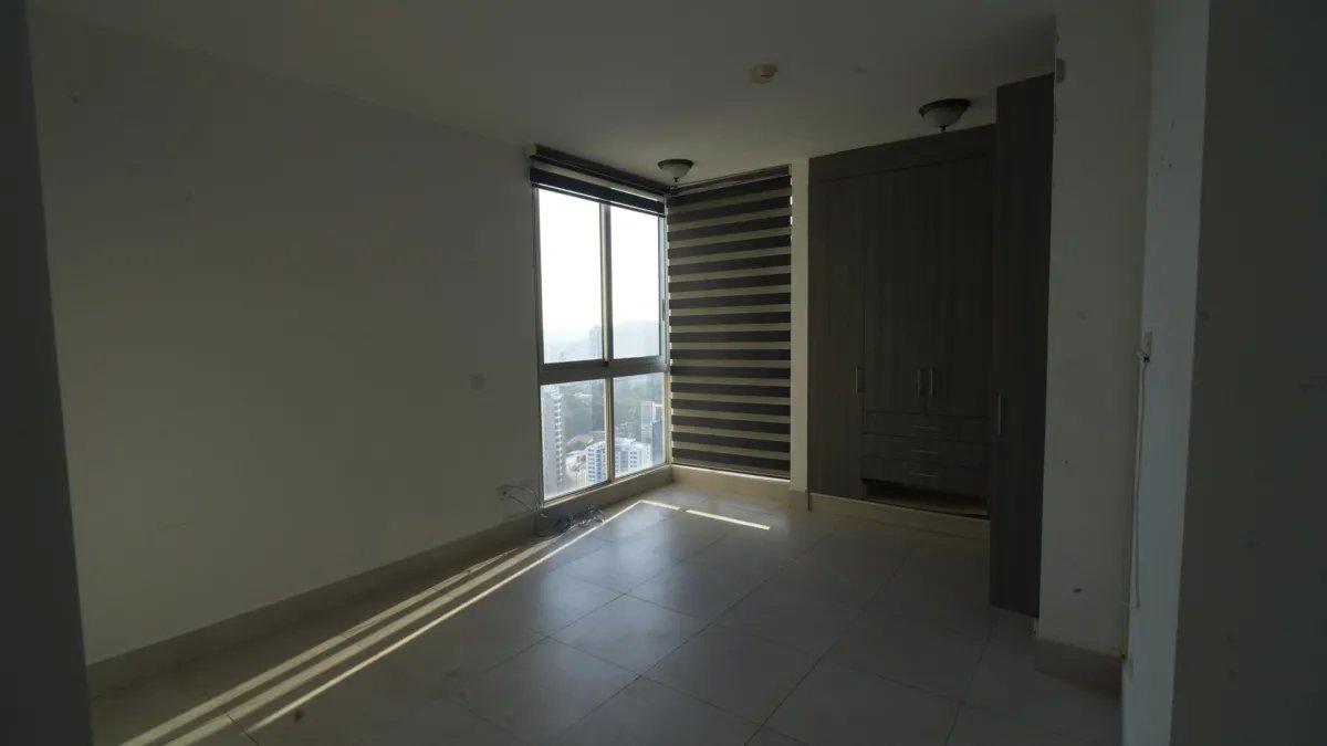 Se vende apartamento (Penthouse) en PH Luxor, La Cresta, Bella Vista