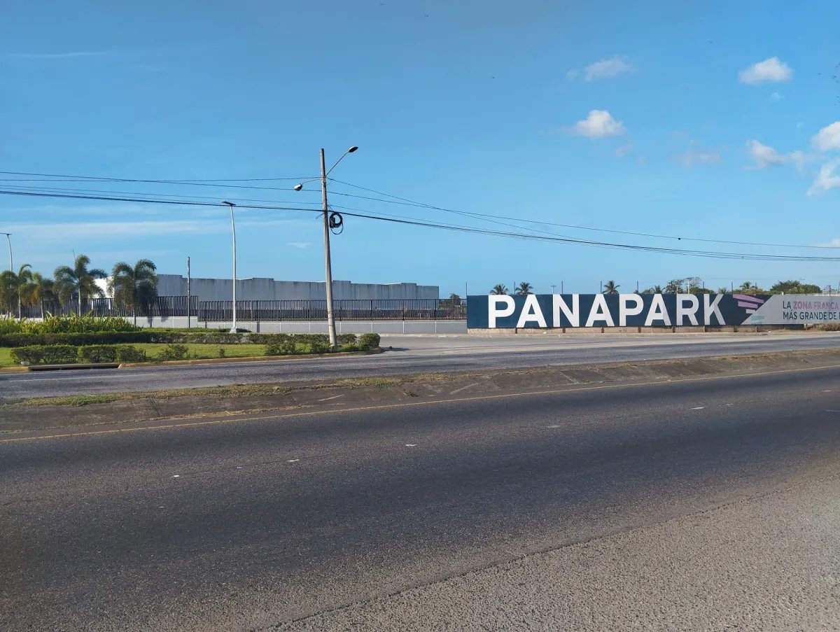 Se vende terreno frente a Vía Panamericana, 24 de Diciembre