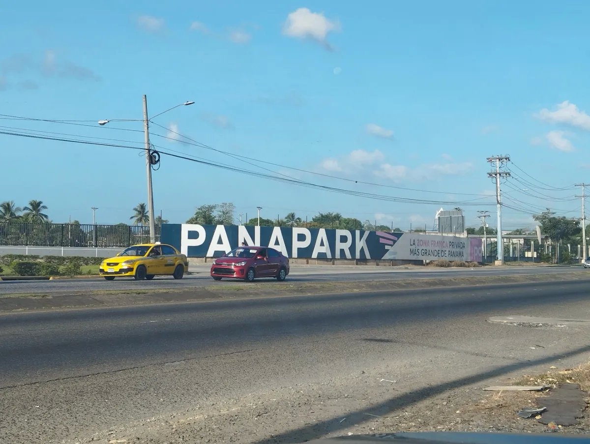 Se vende terreno frente a Vía Panamericana, 24 de Diciembre