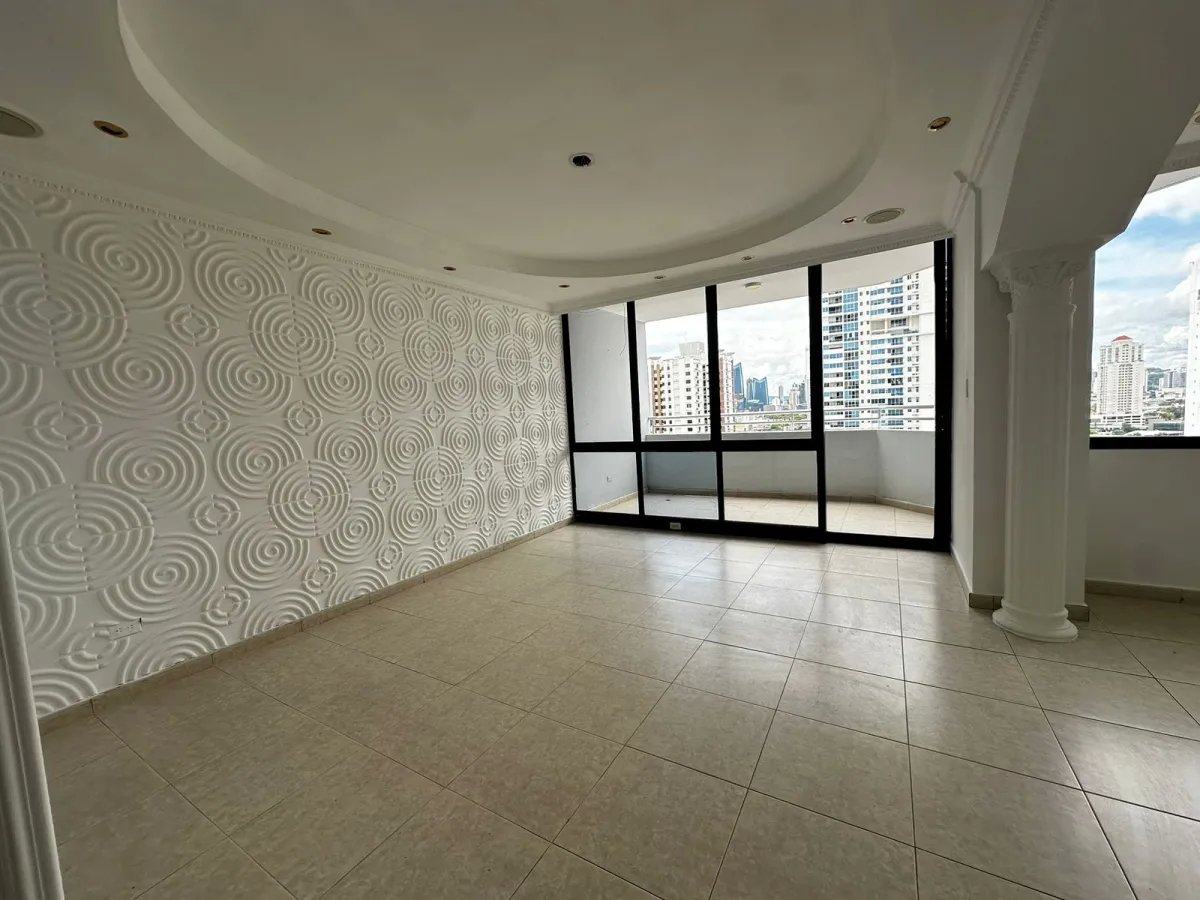 Apartment For Sale in PH Plaza Real