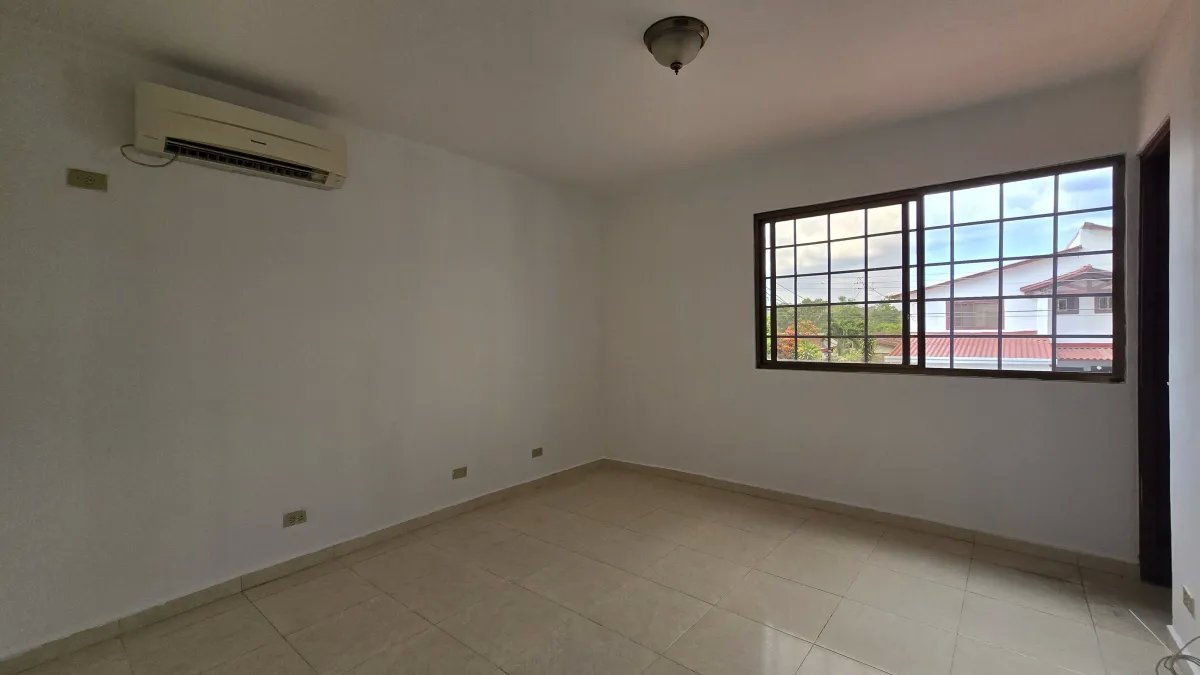 Venta de casa en Las Cumbres