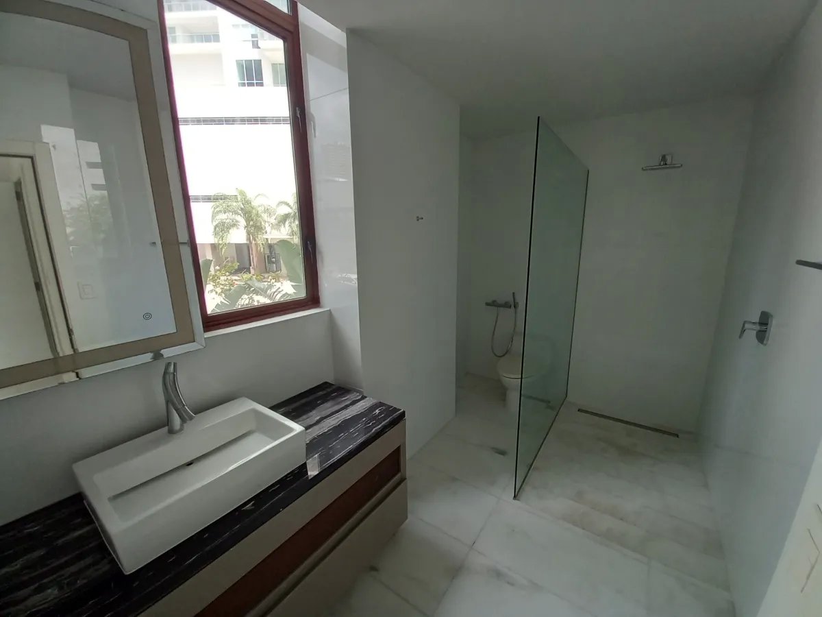 Venta de apartamento reposeido, PH Residences, Punta Pacifica
