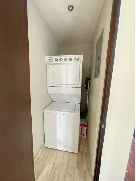 Venta de apartamento, Via España