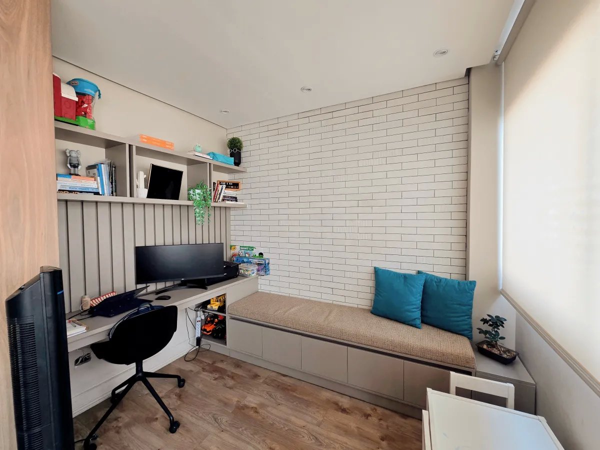 Apartment For Sale in San Francisco