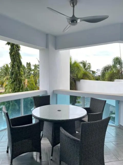 Se vende hermoso apartamento en P.H. Founders, torre 1, en $185,000
