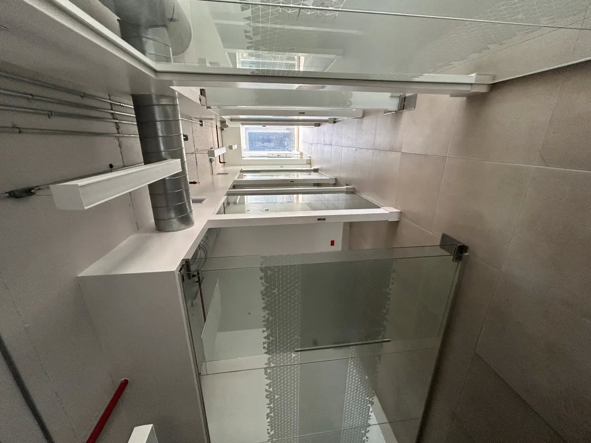 Office For Sale in Calle Luis Azcarraga