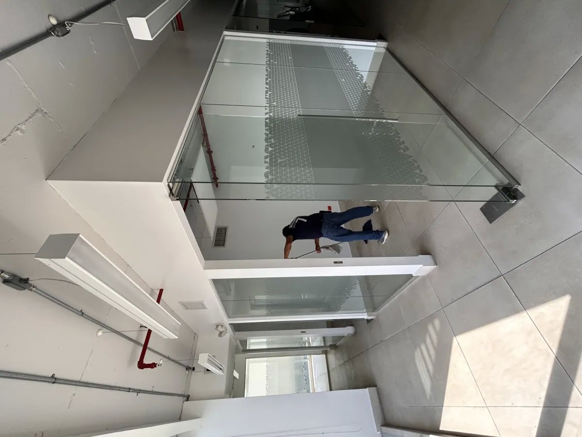 Office For Sale in Calle Luis Azcarraga