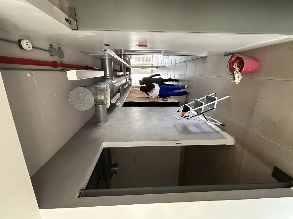 Office For Sale in Calle Luis Azcarraga