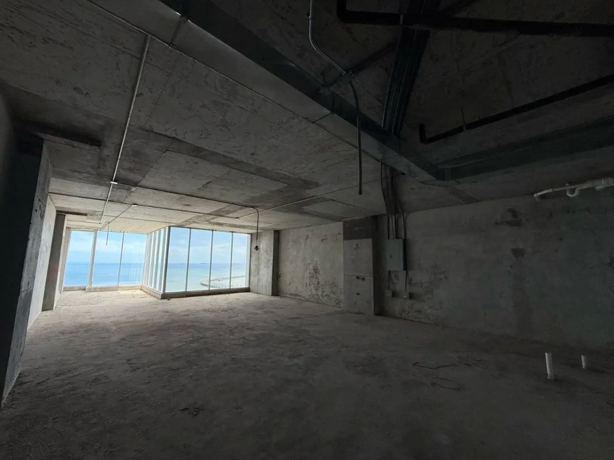 Se vende local comercial en Avenida Balboa