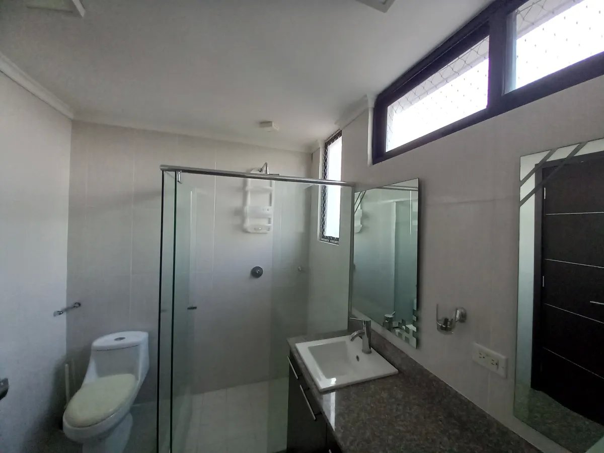 Venta de apartamento en PH Portofino