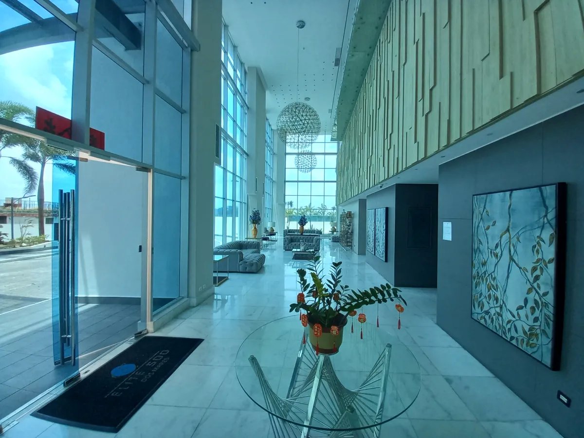 Venta de apartamento reposeído, PH Pacific Hill, Dos Mares