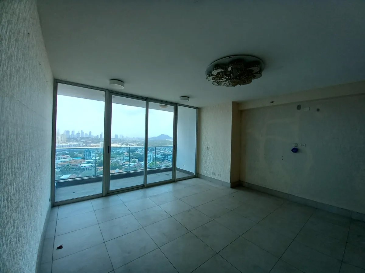 Venta de apartamento reposeído, PH Pacific Hill, Dos Mares
