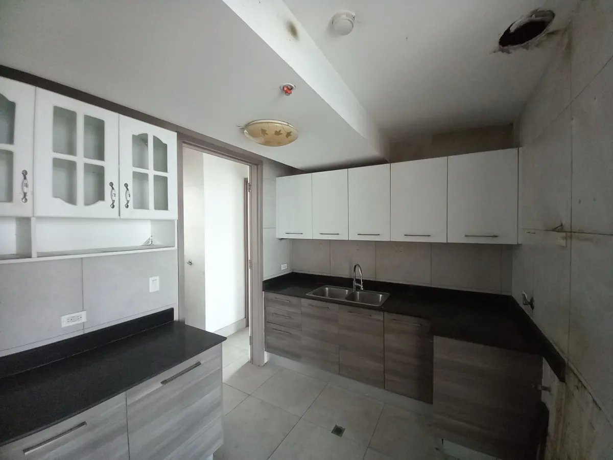 Venta de apartamento reposeído, PH Pacific Hill, Dos Mares