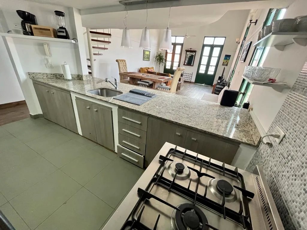 Se vende hermoso apartamento en Casco Antiguo
